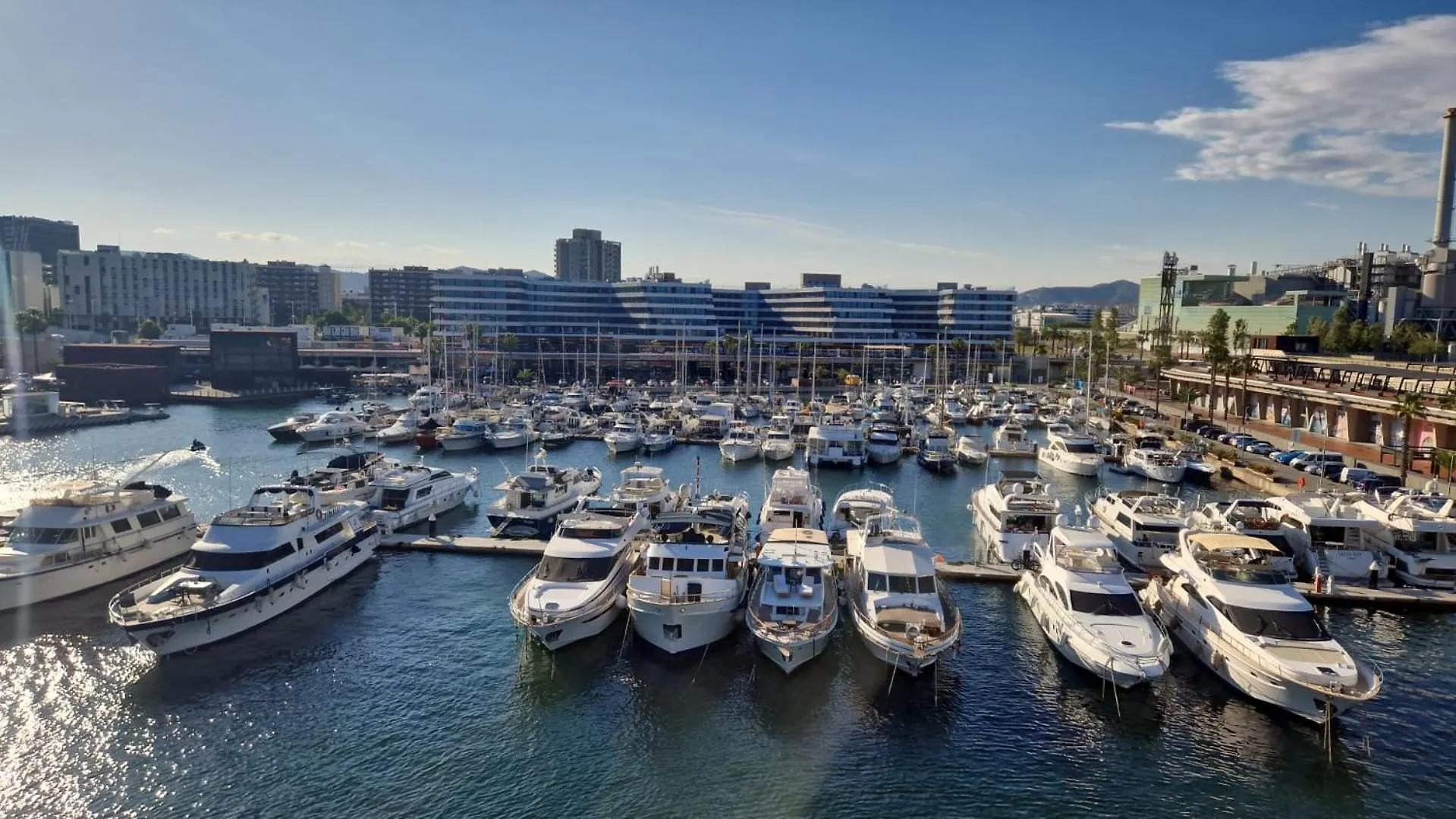 Yate En Port Forum Barcelona Spanien